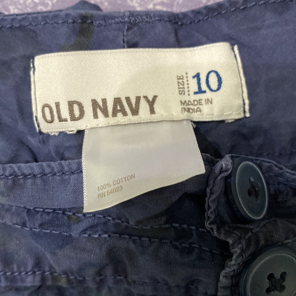 Old Navy shorts size 10 - Picture 3 of 3